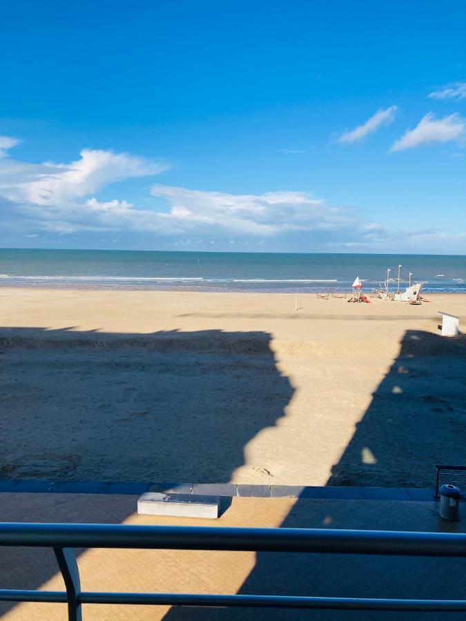 Very Spacious Family Apartment With Seaview T16 Oostende Eksteriør bilde