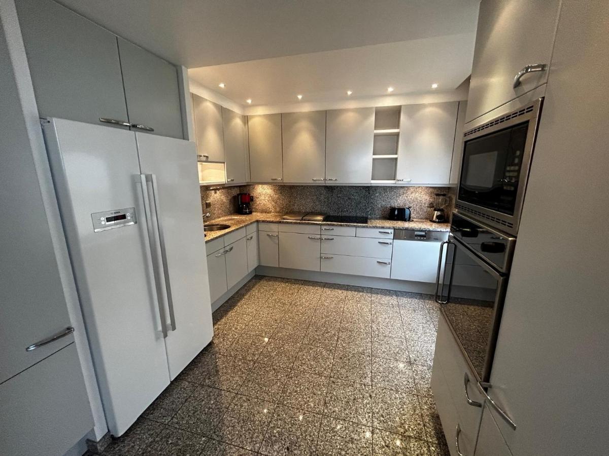 Very Spacious Family Apartment With Seaview T16 Oostende Eksteriør bilde