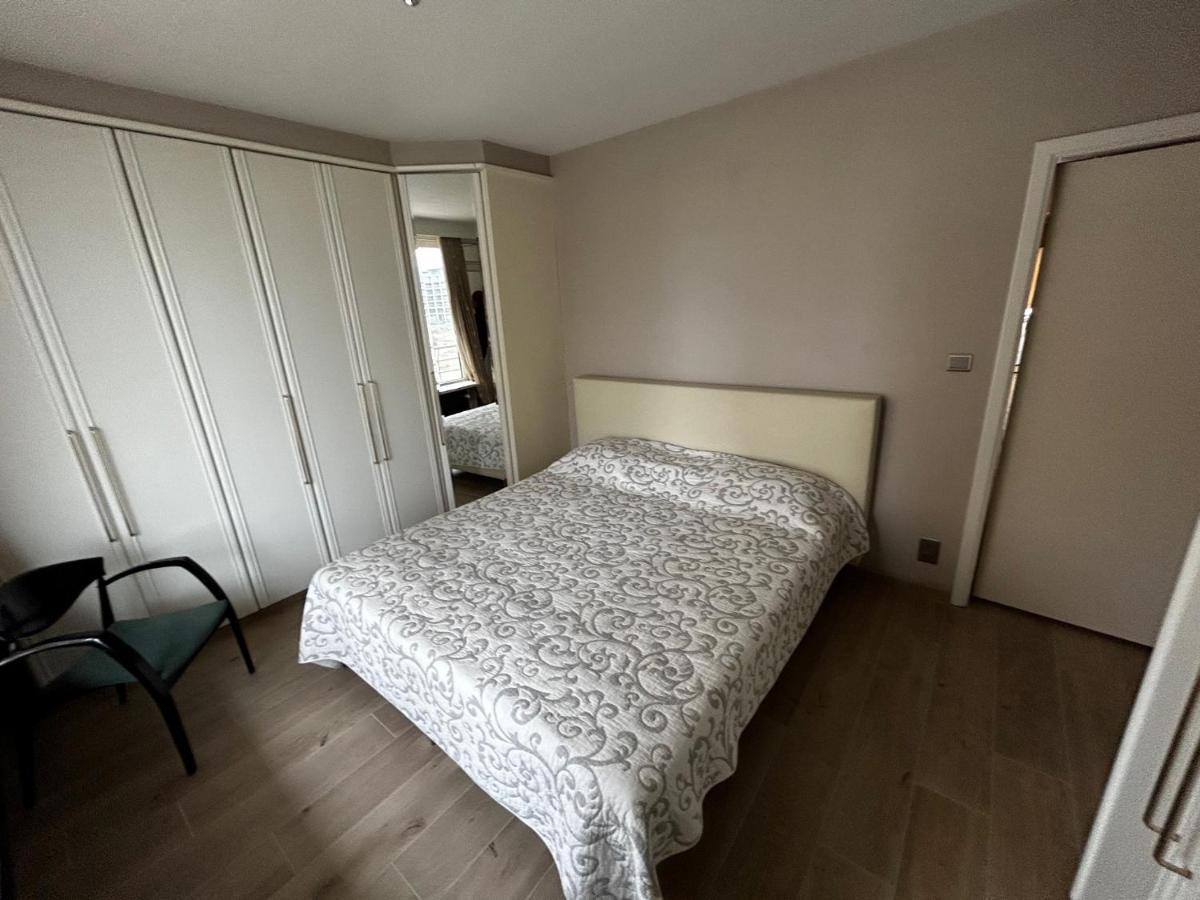 Very Spacious Family Apartment With Seaview T16 Oostende Eksteriør bilde